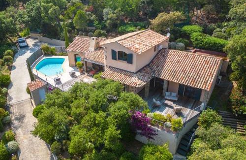 Bormes-Les-Mimosas Villa | Villa Le Pas de Courtin by Interhome
