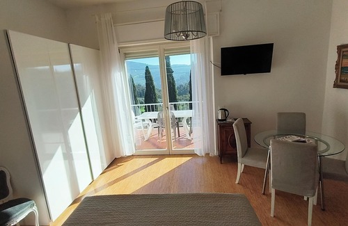 Florence Villa | Villa le statue is 5 km from the center of Florence, pool and private parking