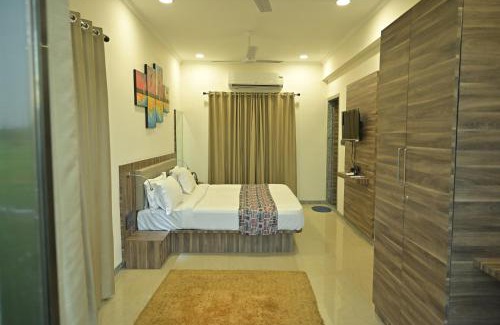 Chikalwas Villa | Villa Le Village
