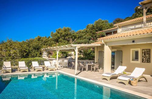Mousata Villa | Villa Lemoni