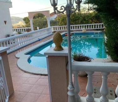 El Mas Fumats Villa | Villa Leo con vistas al mar y piscina privada