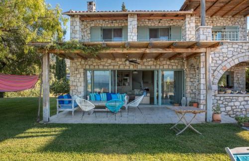 Chalcis Villa | Villa Leon