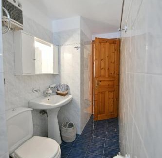 idhra House | Villa Leonard - Comfort Villa