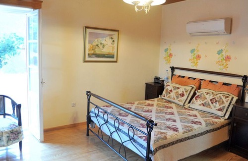 idhra Villa | Villa Leonard ( with panoraric view )