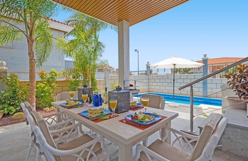Santiago del Teide Villa | Villa Leonardo Dos by Villa Plus