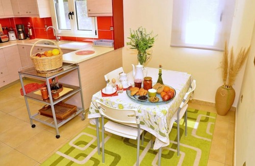 Gefira Mpania Villa | Villa Lepanto(3 bdrm-3 wc, parking, central-quiet)