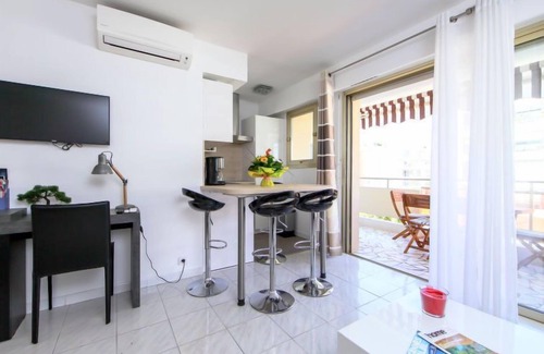 Pointe Croisette Apartment | Villa Lerins by Interhome