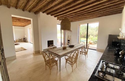Ouled Moumen Villa | Villa les 3 Palmiers B&B