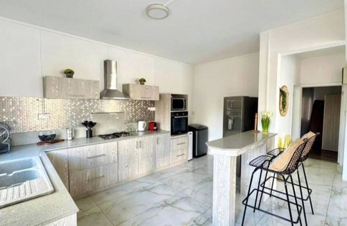 Albion Villa | Villa Les Colombes near the sea