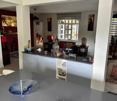 La Gaulette House | Villa Les Dauphins Lataniers