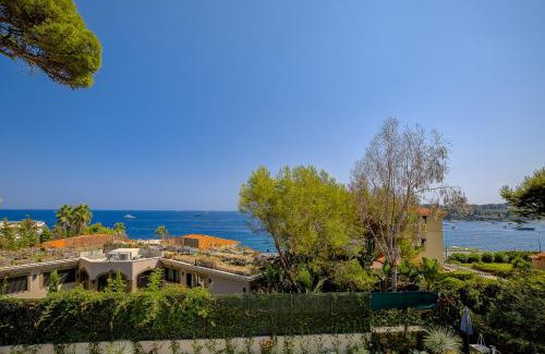 Cap-d'Antibes Villa | Villa Les Pins du Cap - Vue mer - Cap d'Antibes