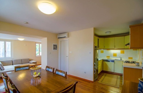 Vis Villa | Villa Limuna (50 m2 terrace with seaview)