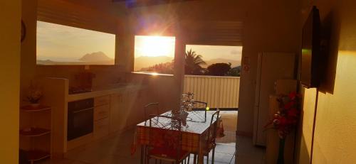 Riviere-Salee Apartment | Villa Lineddy