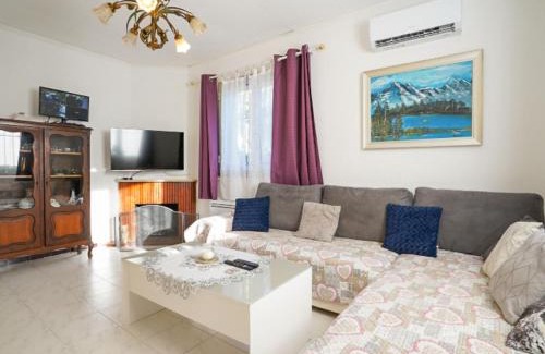 Mouans-Sartoux Villa | Villa Liou Miou Souleou by Interhome