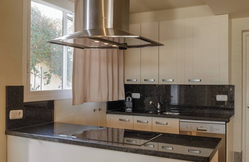 Benalup-Casas Vieja Villa | Villa 'Lirio' with Mountain Views, Wi-Fi and Air Conditioning
