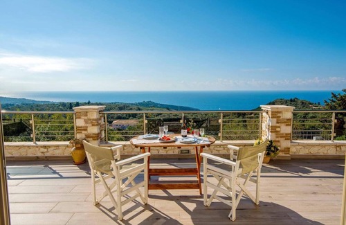 Ieromonachos House | Villa Lithos - Two Bedroom House, Sleeps 6