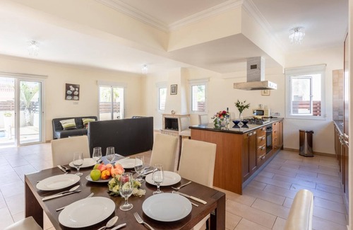 Kapparis Villa | Villa Livia - Three Bedroom Villa, Sleeps 6