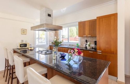 Kapparis Villa | Villa Livia - Three Bedroom Villa, Sleeps 6