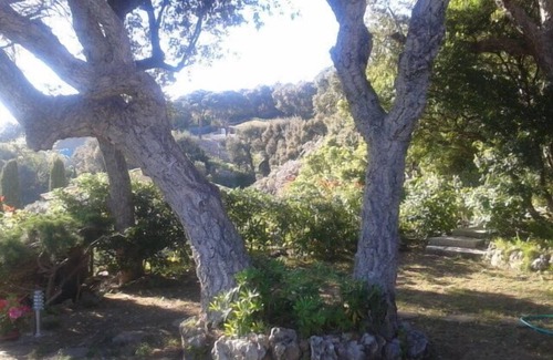 Le Rayol House | Villa located in the upper Rayol with a beautiful sea view on the islands of gold