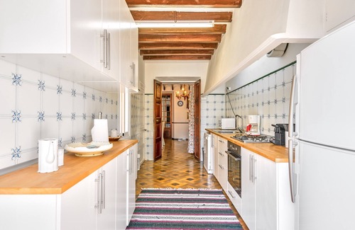Soller House | Villa located at the market hall of Sóller own parking, pool, AC,10pax