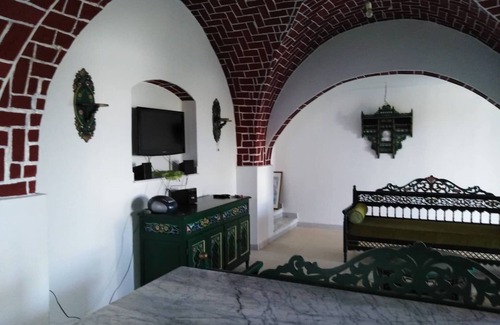 Dar Allouche House | Villa located in first position facing a beautiful sandy beach Kerkouane