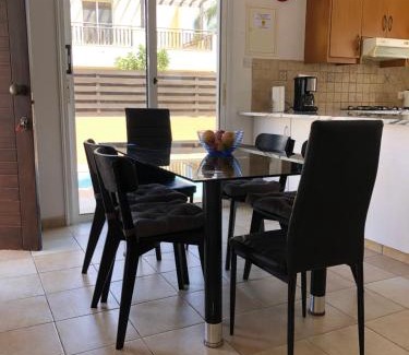 Ayia Thekla Villa | Villa Lola