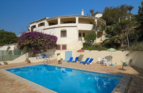 Funchal Villa | Villa Lorena with large private pool and garden