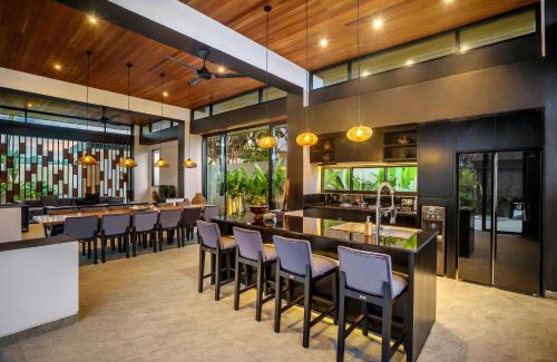Pejeng Kawan Villa | Villa Lotus Sunset by BaliSuperHost
