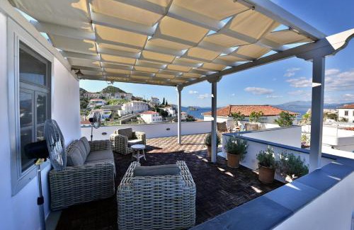 Hydra Villa | Villa Loukia