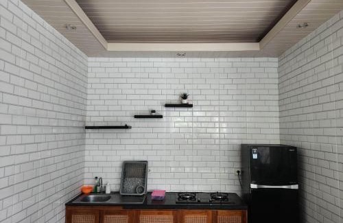 Batu Bolong Hotel | Villa Lovecho