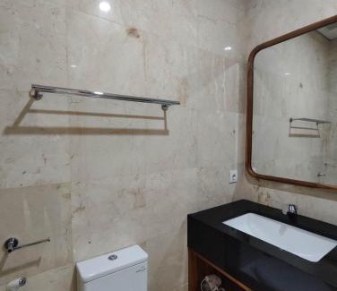 Batu Bolong Hotel | Villa Lovecho
