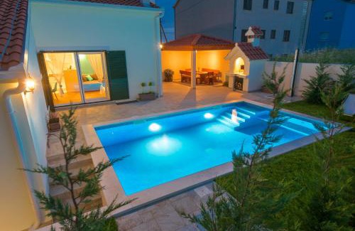 Mravince Villa | Villa Lucia, peacefull and private
