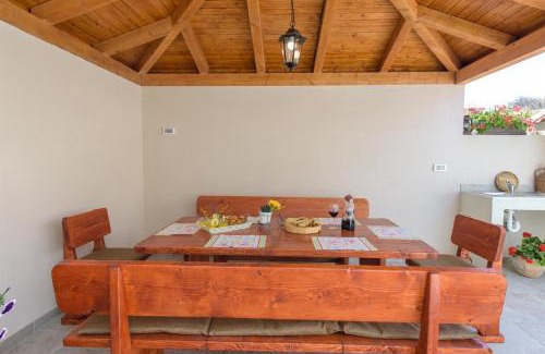 Mravince Villa | Villa Lucia, peacefull and private