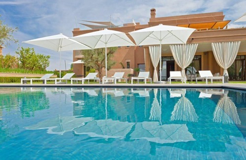 Tameslouht Villa | Villa Lumiere by J&J