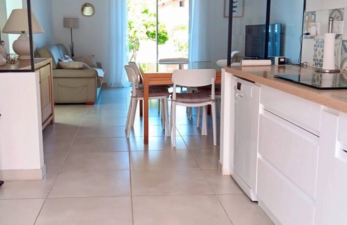 Biscarrosse Plage House | VILLA LUMINEUSE, calm, comfort, escape in BISCARROSSE PLAGE