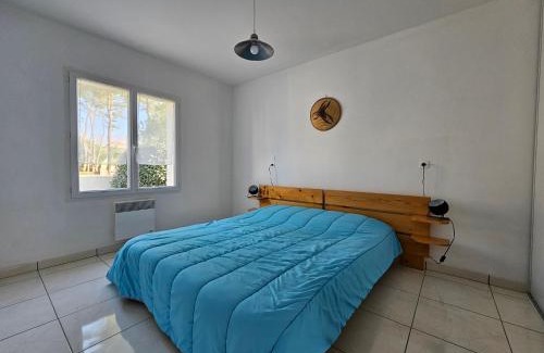 La Faute-sur-Mer House | Villa lumineuse et confortable, à 600m de la plage, proche commerces, jardin et WiFi inclus - FR-1-476-26