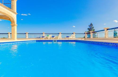 Pollensa Villa | Villa Lux by Sealand Villas