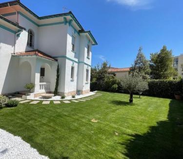 Riou - Petit Juas - Av de Grasse Villa | Villa Luxe piscine centre de Cannes