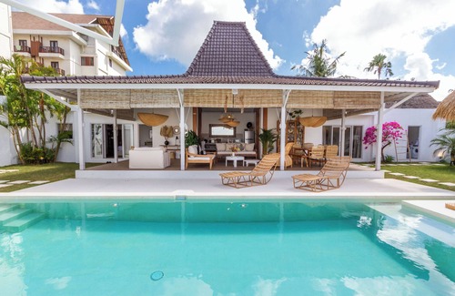 Laksmana Villa | Villa M2 by Alfred in Bali