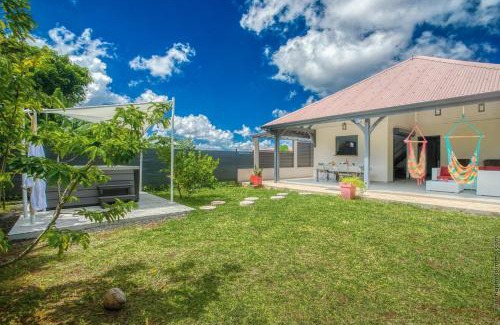 Gros-Morne Villa | Villa Mabèlo enracinée dans la mémoire ouverte sur le monde