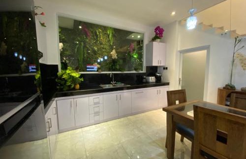 Raya Kuta Villa | Villa Mabuk