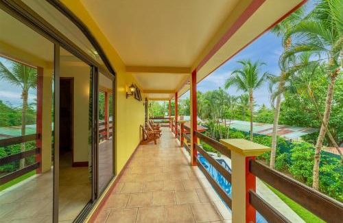 Esterillos Oeste Villa | Villa Macaw By Vacation Pura Vida