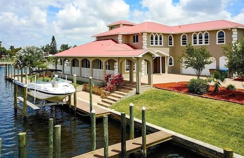 Caloosahatchee Villa | Villa Maddalena Romantic