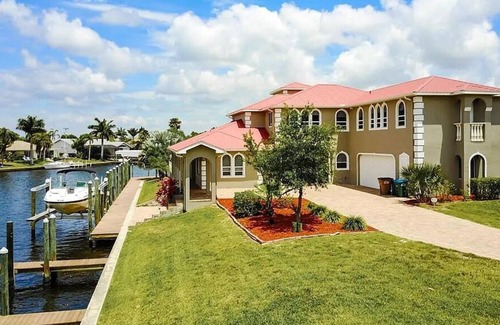 Caloosahatchee Villa | Villa Maddalena Romantic