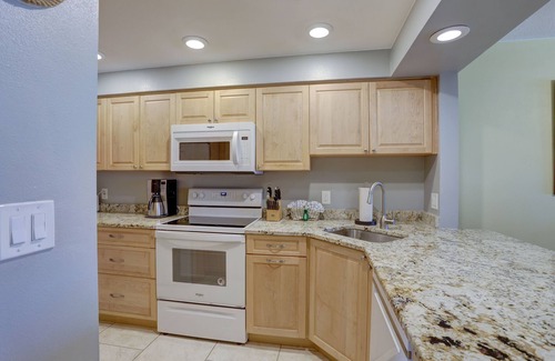 Madeira Beach Condo | Villa Madeira 202 Beautiful updates, breathtaking view, walk to John's Pass!