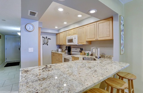 Madeira Beach Condo | Villa Madeira 202 Beautiful updates, breathtaking view, walk to John's Pass!