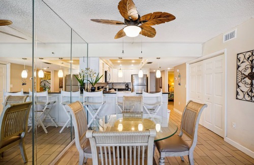 Madeira Beach Condo | Villa Madeira 207 Paradise! So many updates in the awesome beach front condo!