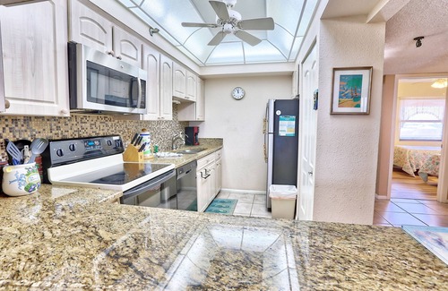 Madeira Beach Condo | Villa Madeira 506 Amazing Updates|Great decor|Large Beach Front Balcony!