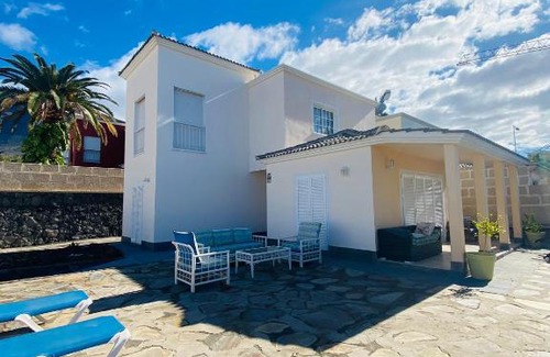 Costa Adeje House | Villa Madroñal Tenerife South