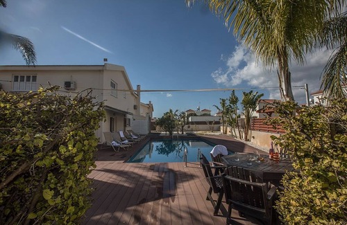 Ayia Thekla Villa | Villa Magusta - Modern 4 Bedroom Ayia Thekla Villa with Pool - Close to the.